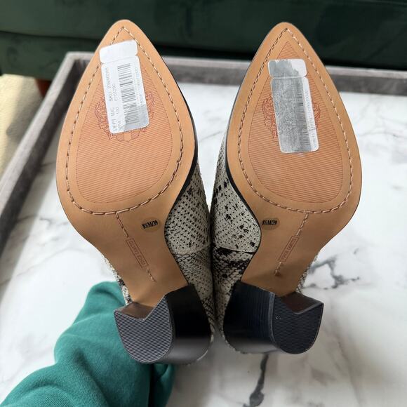 NEW Vince Camuto Levana Snake Print Western Booties Size 8.5 - Picture 8 of 9